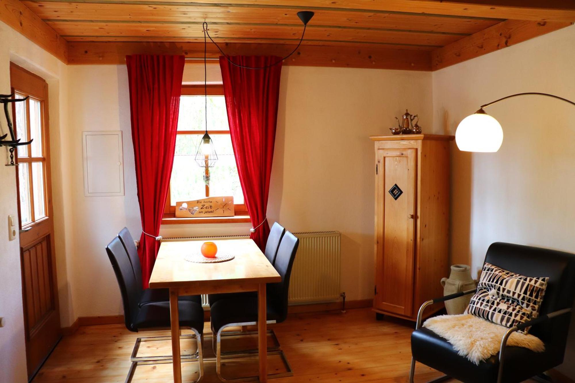 Ferienunterkuenfte Deinhardt Villa Poxdorf Room photo